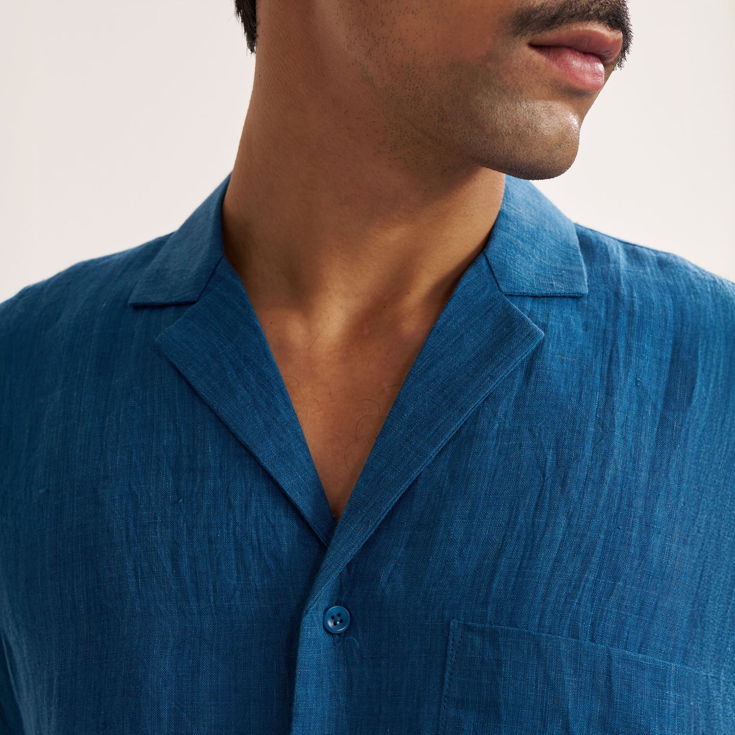 RELAXED FIT INDIGO LINEN SHIRT WITH NOTCH COLLAR